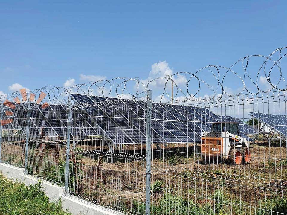 ground solar mounting system