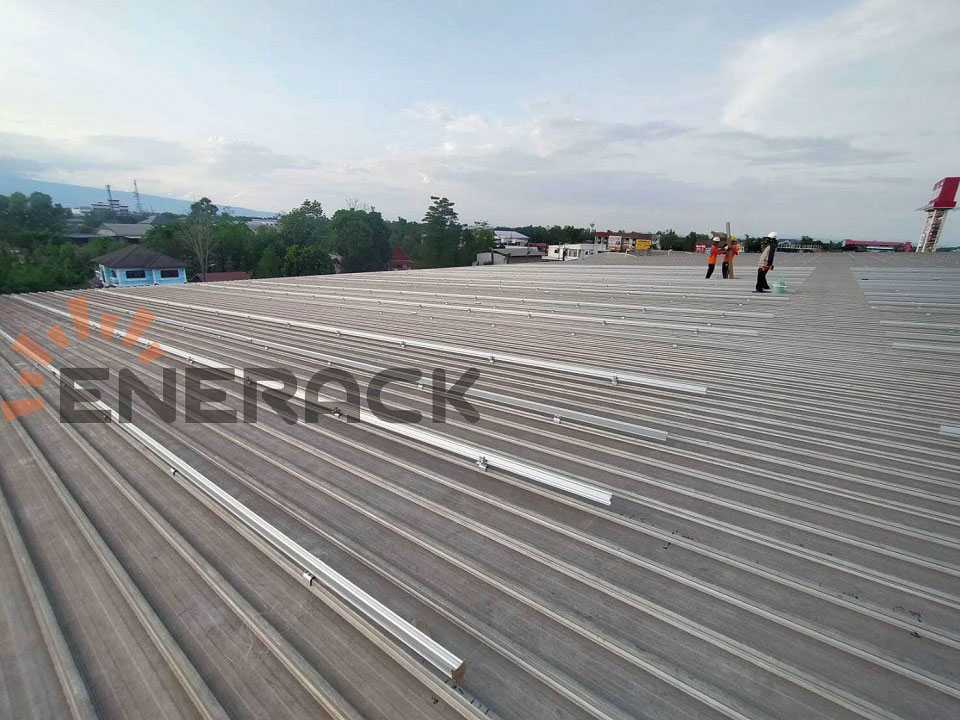 standing seam clamp for Lysaght KLIP-LOK 700