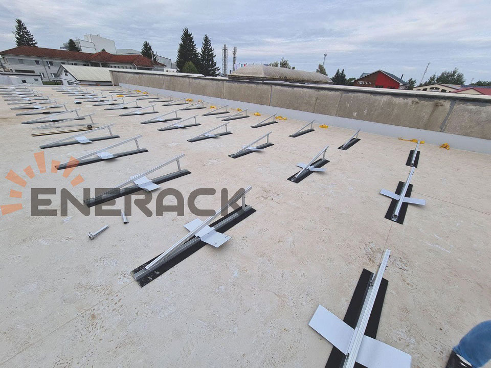 Flat concrete roof tripod system system