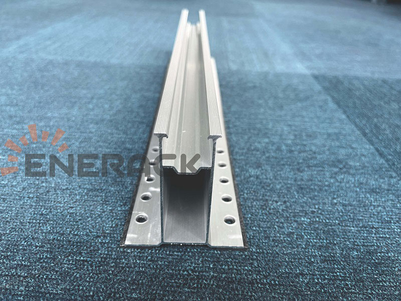 Mini rail for trapezoidal sheet metal