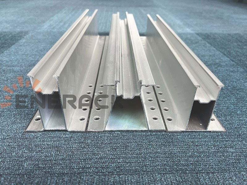 Mini rail for trapezoidal sheet metal
