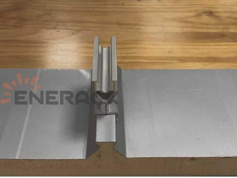 UNI-ENERGY Sandwich Roof Standing Seam Clamp