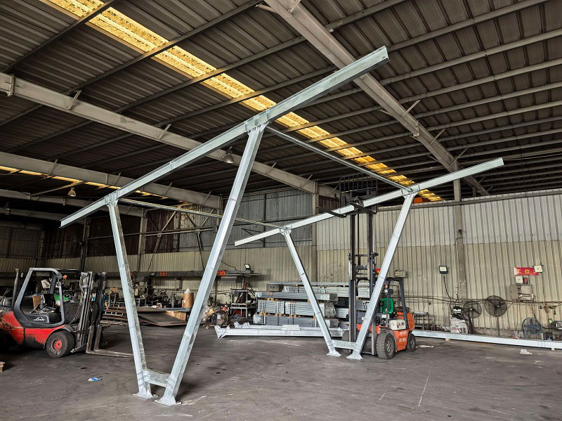 Hot-dip galvanized carbon steel carport