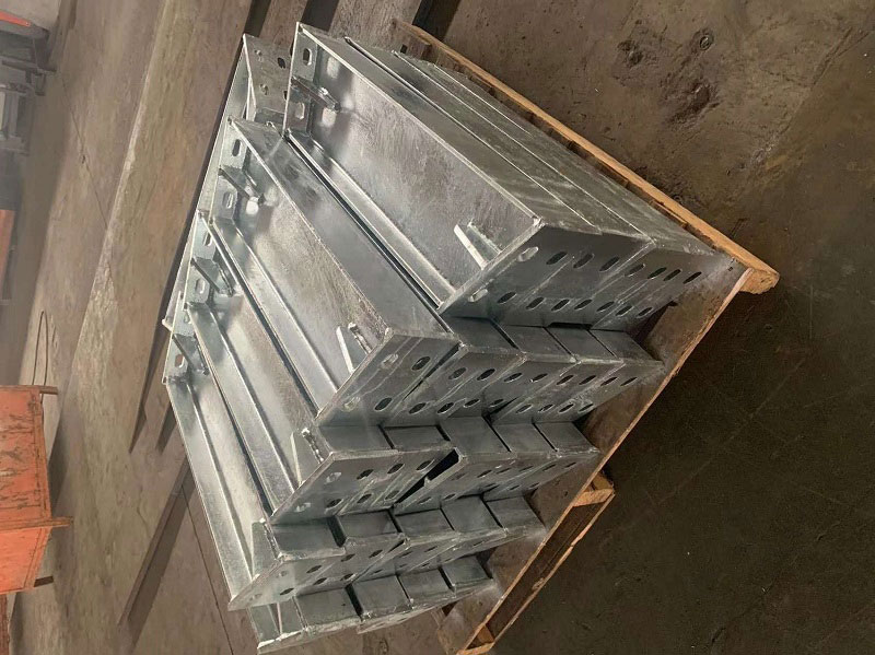Hot-dip galvanized carbon steel carport
