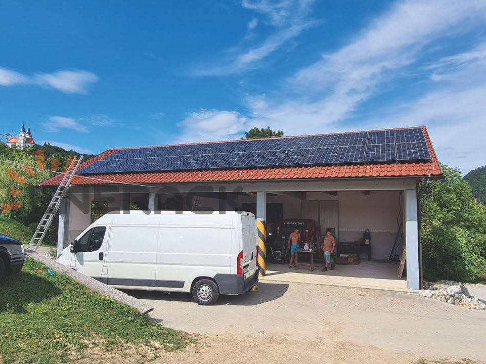 15KW T20 tile roof hook system in Slovenia