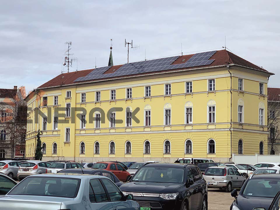 25KW T01 tile roof hook system in Hungary