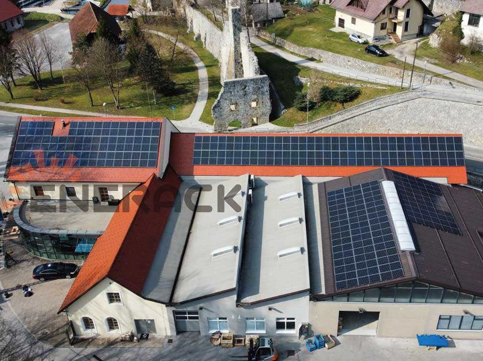 100KW T20 tile roof hook system & D10 tin roof system in Slovenia